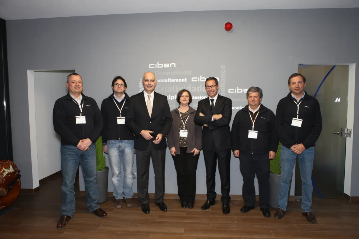 Inauguração do edifício da CIBEN, Fevereiro de 2015: membros da direcção da CIBEN com a direcção da Primavera BSS Inauguração do edifício da CIBEN, Fevereiro de 2015: membros da direcção da CIBEN com a direcção da Primavera BSS