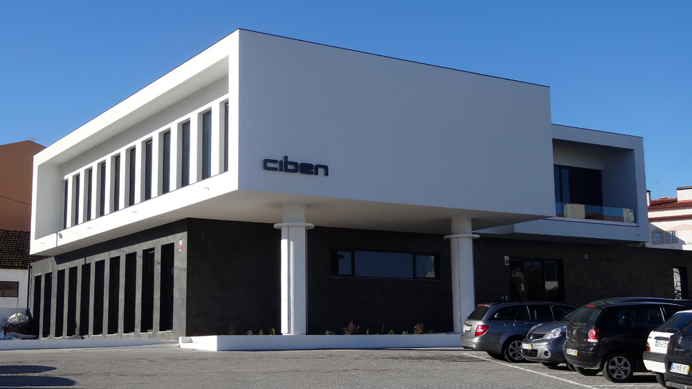 Edifício da sede da CIBEN em Benavente